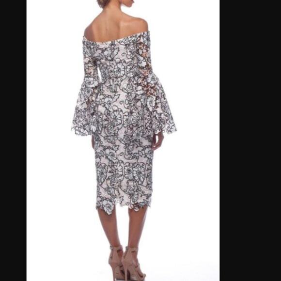 PASDUCHAS Ivy Grove Floral Bell Sleeve Off the Shoulder Midi Dress - Picture 3 of 14